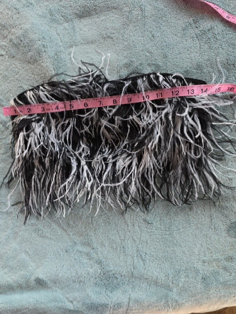 Missguided Black & White Ostrich Feather Crop Cami Top Size 4 EUC - Picture 6 of 10